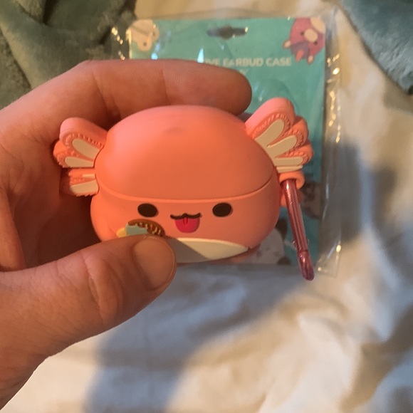 Archie the axolotl squishmallow airpod case NWT still sealed - Picture 4 of 9